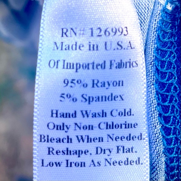 Everette Bleu Tie-Dye Top for Ladies with Peek-a-Boo Sleeves; Size Large - Picture 8 of 8